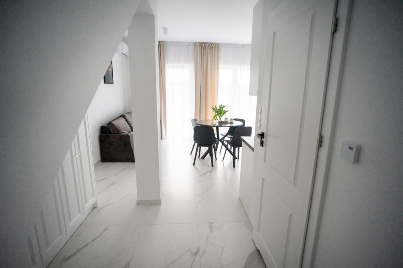 Apartament Powidz Lägenhet Exteriör bild