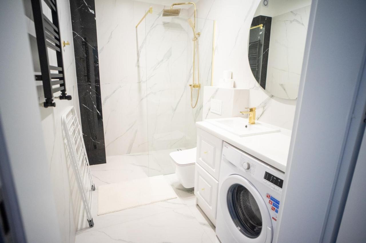 Apartament Powidz Lägenhet Exteriör bild