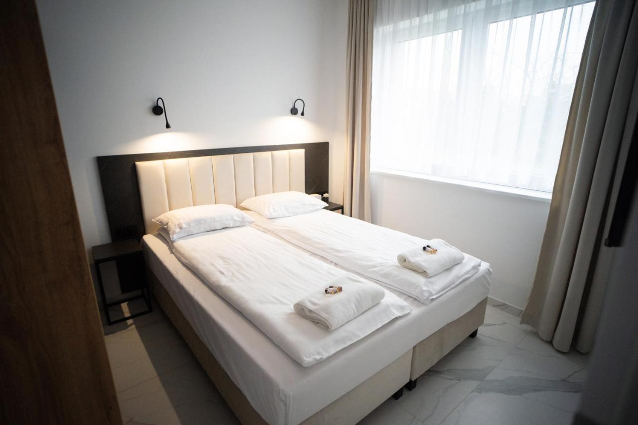 Apartament Powidz Lägenhet Exteriör bild
